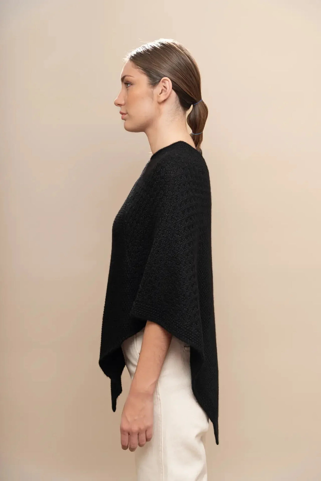 Damentlischer V-Ausschnitt Poncho